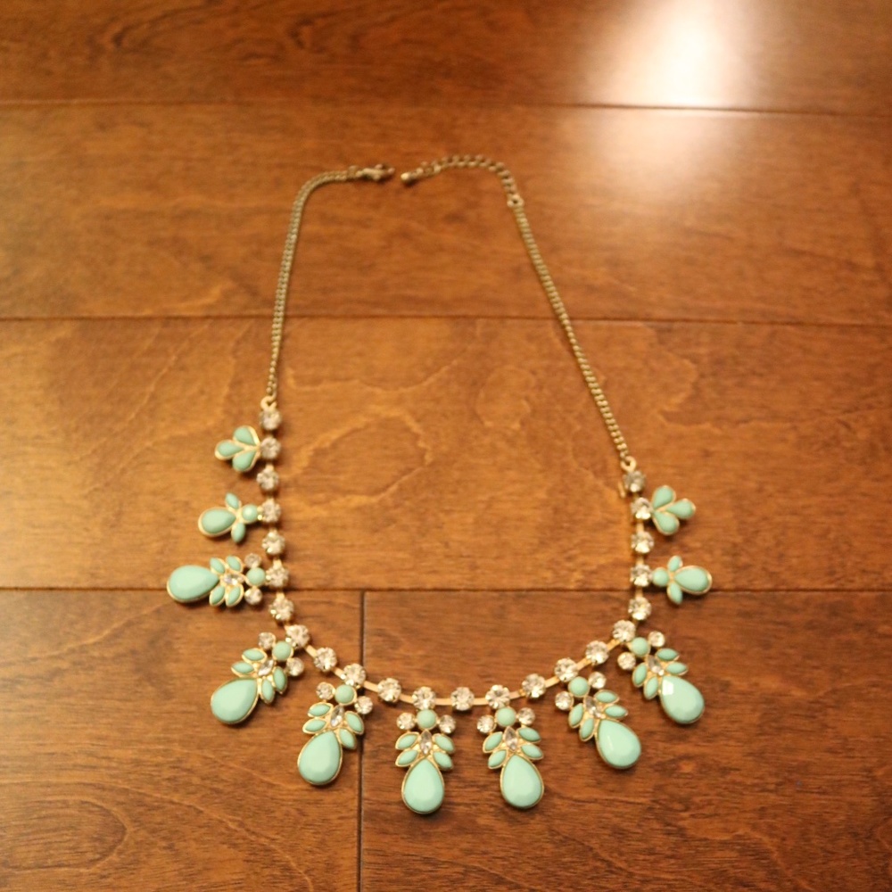 Forever 21 Gold/ Seafoam Green Necklace